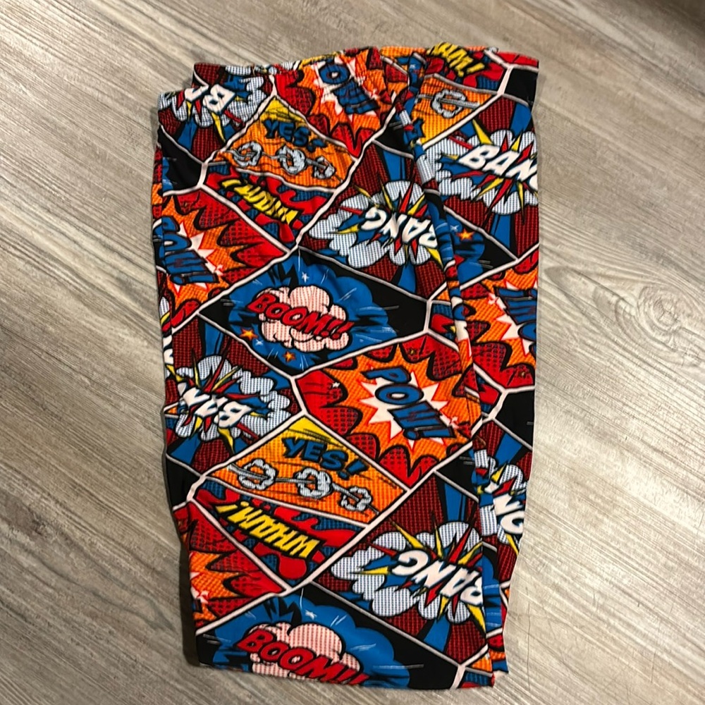 💐 Two Left Feet leggings
